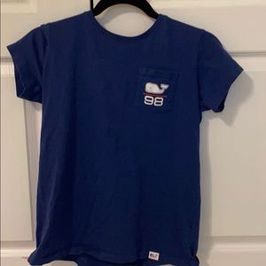 blue Vineyard Vines t shirt